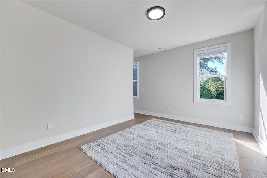 20-730 Hopkins St-20