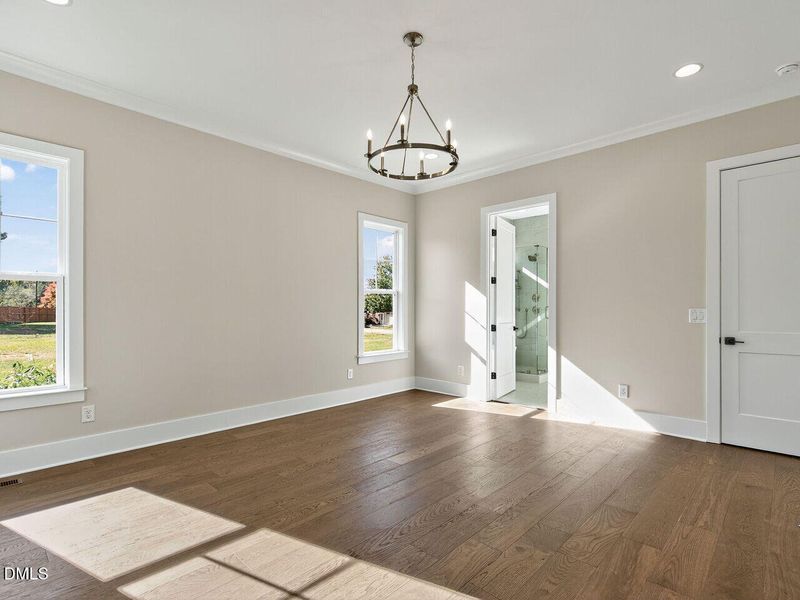 019-1280x960-primary-br