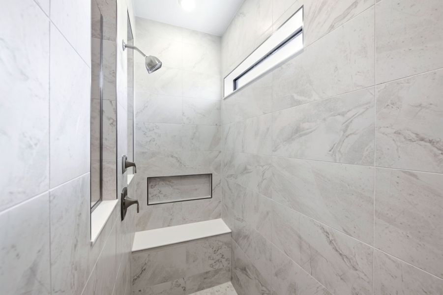 Representative interior finishes for a home built from the Scarlett by DiVosta in The Reserve at Eastpointe, Palm Beach Gardens (Image 22).