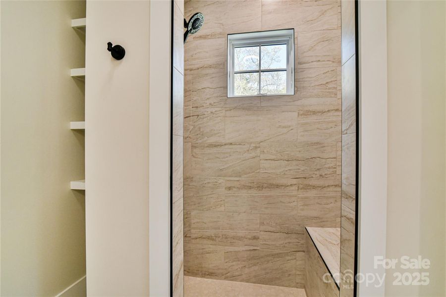 Image 27 of a home in .