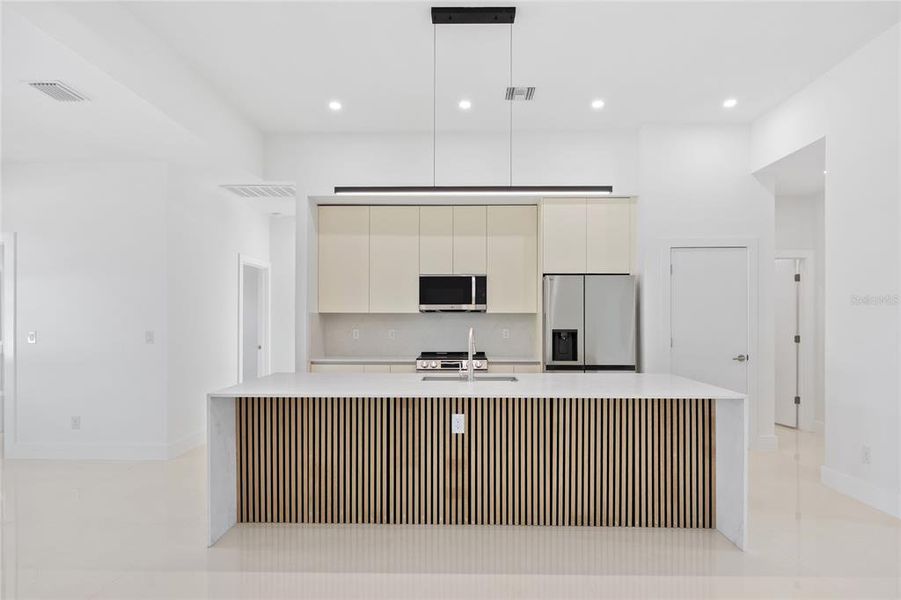 Furnished interior view inside a new home in , Port Charlotte (Image 16).