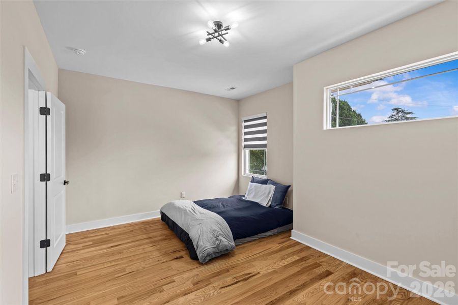 Image 34 of a home in .