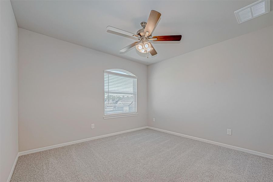 Spacious, unfurnished interior of a new home in Mill Creek Trails, Magnolia (Image 36).