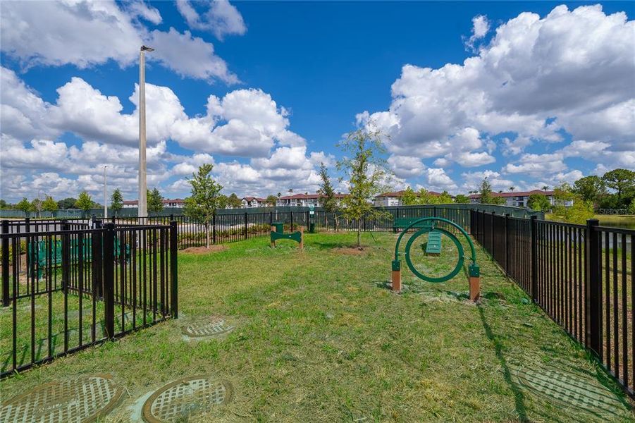 Community amenities in , Orlando (Image 38).