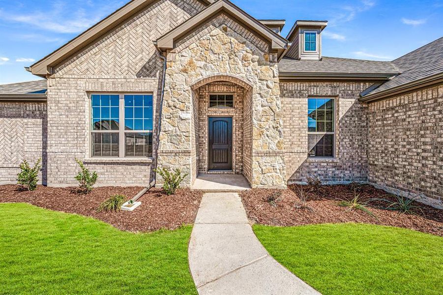 Exterior details and patio area of a home in , Canton (Image 4).