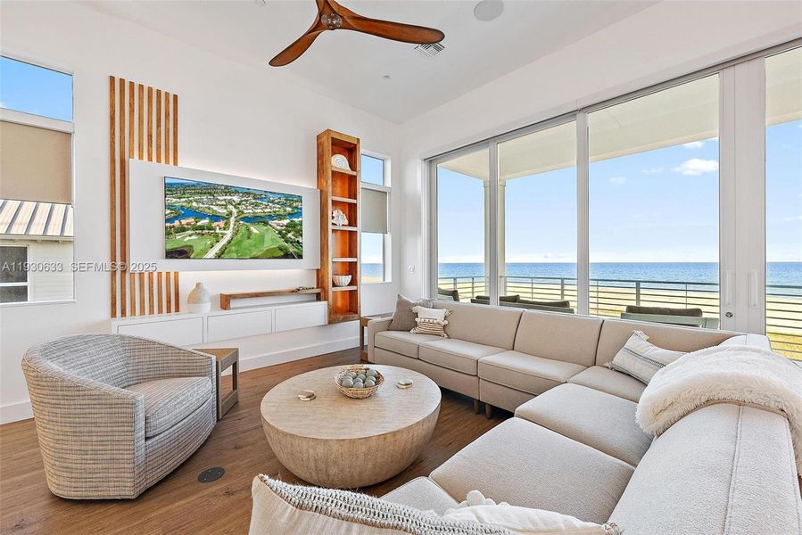 Furnished interior view inside a new home in , Fort Pierce (Image 26).