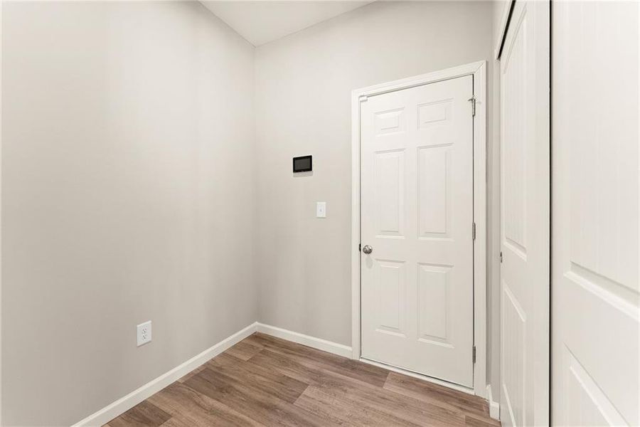 Spacious, unfurnished interior of a new home in , Braselton (Image 18). Spacious, unfurnished interior of a new home in , Braselton (Image 18).