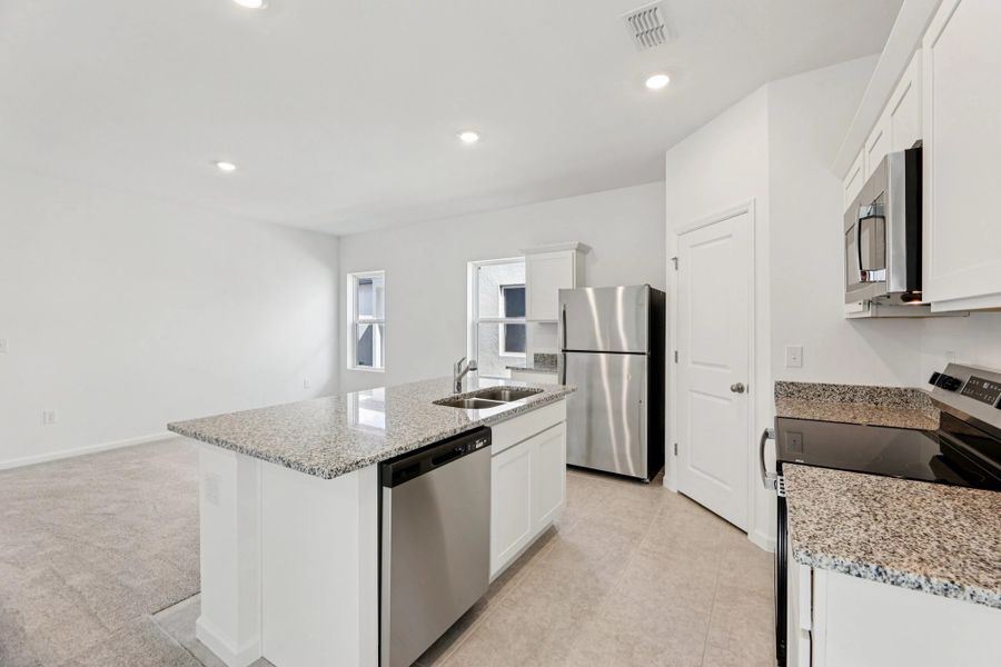 Representative furnished interior of a home built from the Lyon by Starlight Homes in Brookewater at Crossprairie, St. Cloud (Image 10).