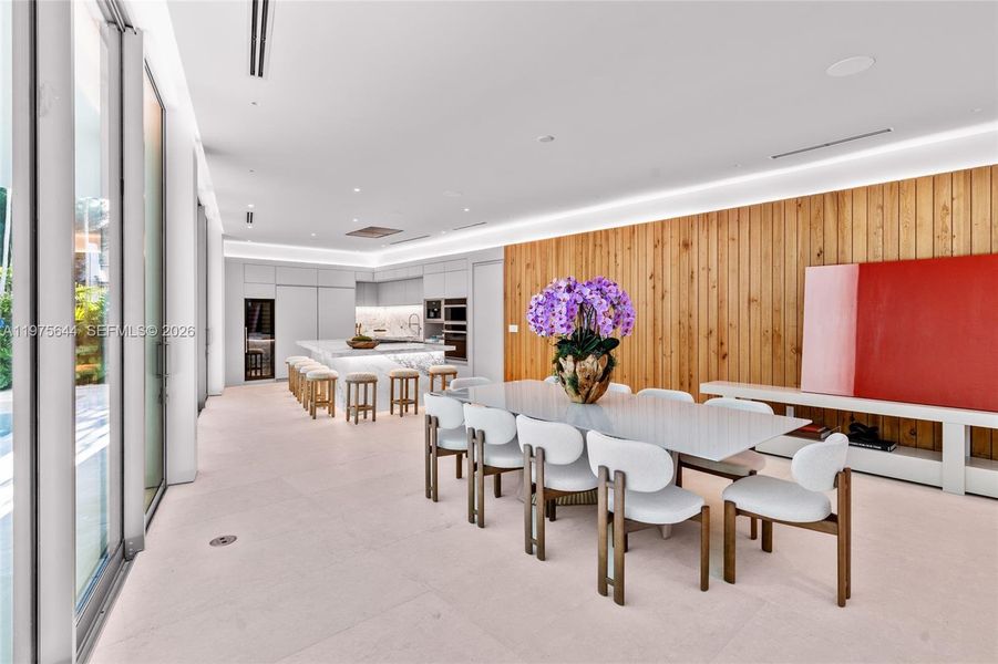 Community amenities in , Miami (Image 50).