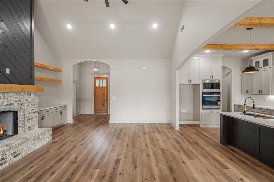 Image 38 of a home in .