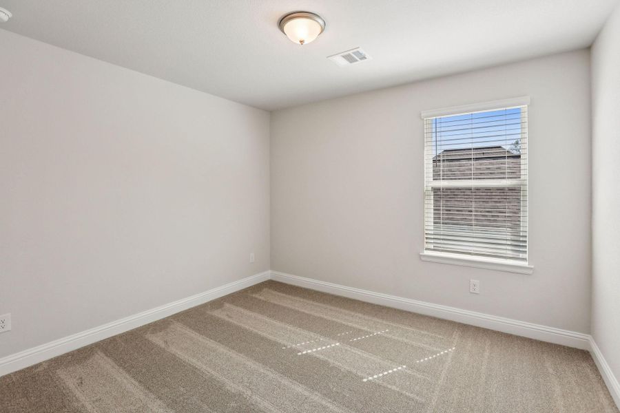 Spacious, unfurnished interior of a new home in Woodhavyn 40', Magnolia (Image 16). Spacious, unfurnished interior of a new home in Woodhavyn 40', Magnolia (Image 16).