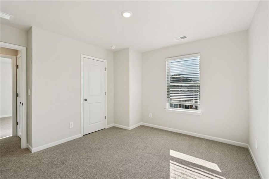 Spacious, unfurnished interior of a new home in Hawthorne Station, College Park (Image 26). Spacious, unfurnished interior of a new home in Hawthorne Station, College Park (Image 26).