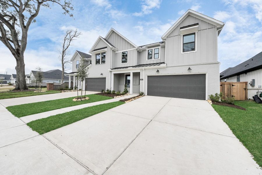 Front exterior of a new home in , Missouri City, TX, highlighting curb appeal (Image 22).