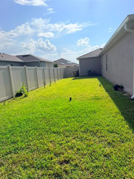 Exterior details and patio area of a home in , Kissimmee (Image 19).