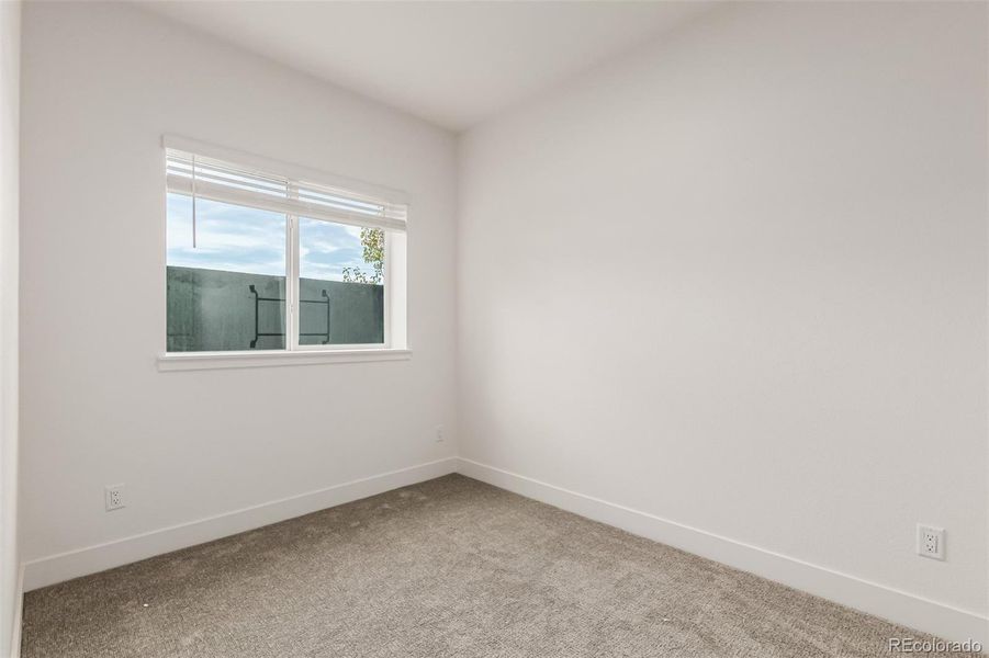 Spacious, unfurnished interior of a new home in Ascent at Inverness, Englewood (Image 21).