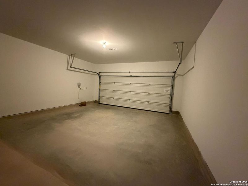 Spacious, unfurnished interior of a new home in The Preserve at the Wilder, Adkins (Image 26).