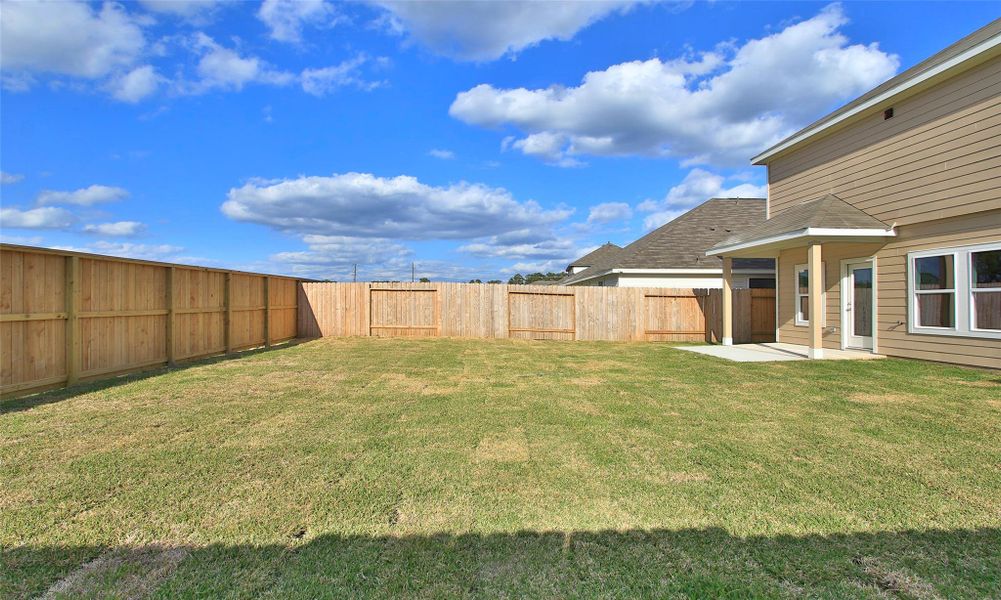 Exterior details and patio area of a home in Cielo, Conroe (Image 22). Exterior details and patio area of a home in Cielo, Conroe (Image 22).