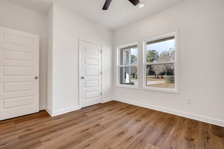 Spacious, unfurnished interior of a new home in Barton's Bend, Crestview (Image 22). Spacious, unfurnished interior of a new home in Barton's Bend, Crestview (Image 22).