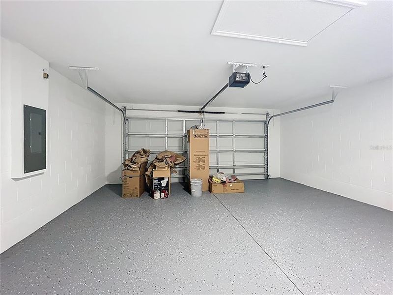 Image 38 of a home in .