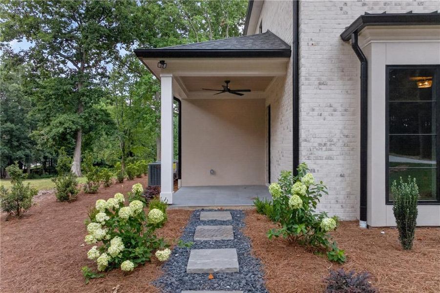 Exterior details and patio area of a home in , Lawrenceville (Image 3).
