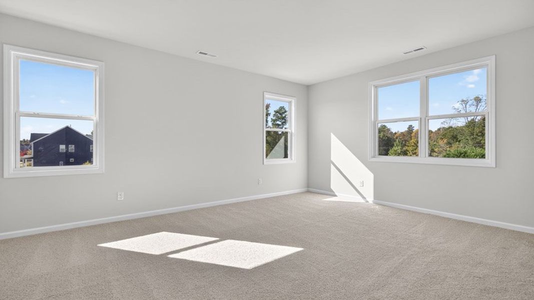 Spacious, unfurnished interior of a new home in The Manors at Haywood Glen, Knightdale (Image 16).