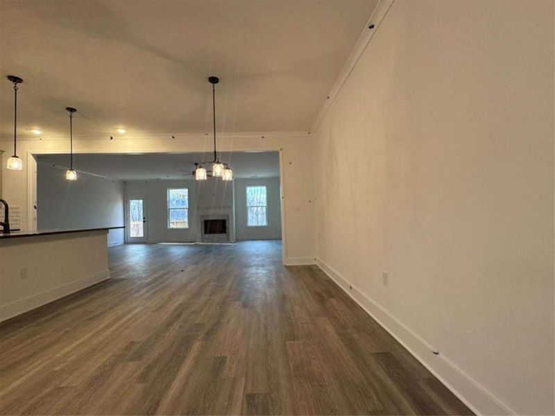 Spacious, unfurnished interior of a new home in Tuscany Hills, Douglasville (Image 8).