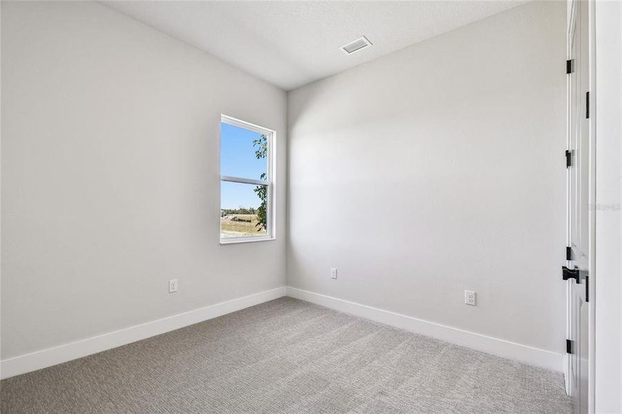 Spacious, unfurnished interior of a new home in Palmera Wellen Park - Classic Series, Venice (Image 27).