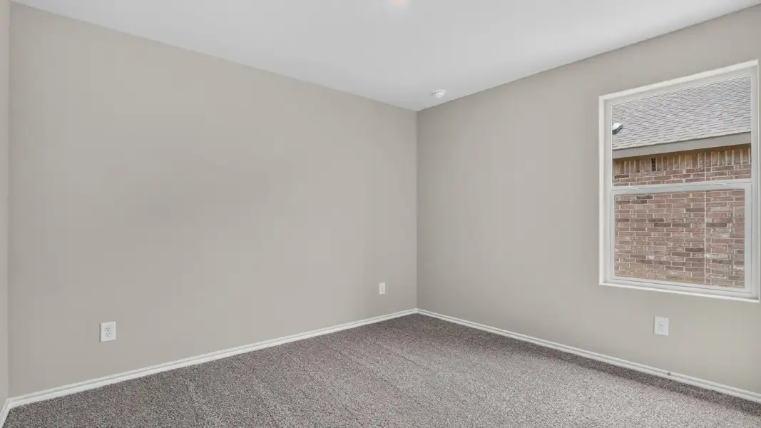 Spacious, unfurnished interior of a new home in Monarch at the Meadows, Ponder (Image 18).