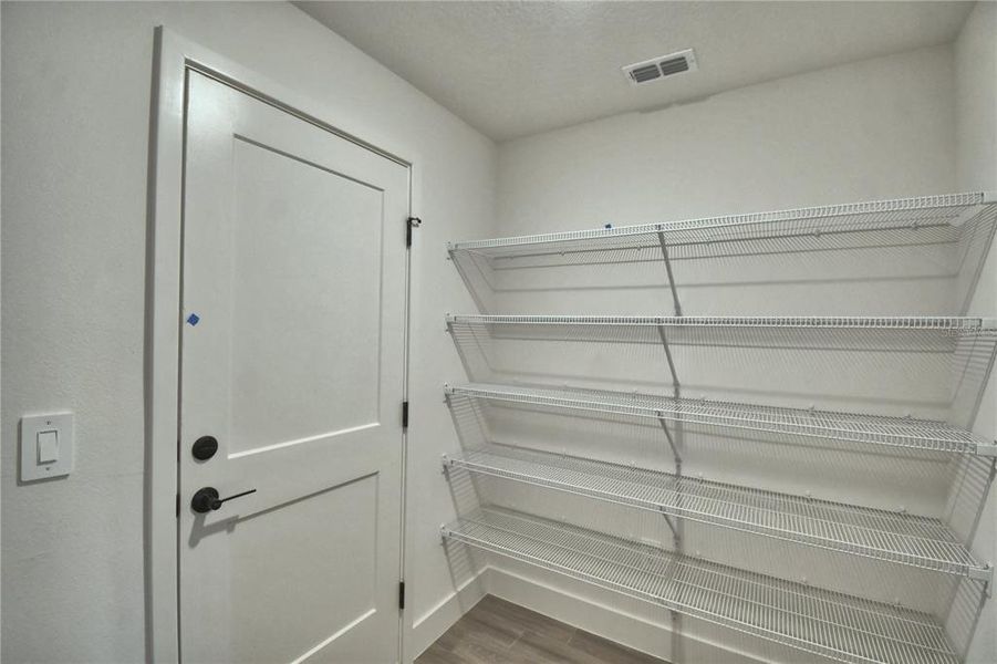 Spacious, unfurnished interior of a new home in Lake Juliana Estates, Auburndale (Image 18).