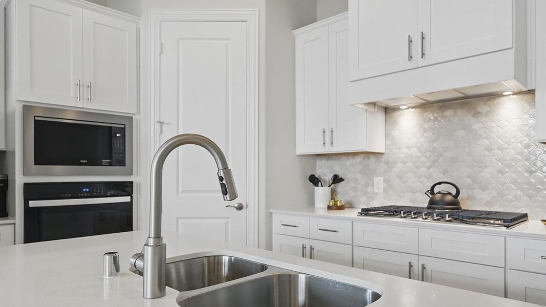 Image 34 representing the LARIAT by D.R. Horton in Clearview Ranch, Royse City, TX. Image 34 representing the LARIAT by D.R. Horton in Clearview Ranch, Royse City, TX.