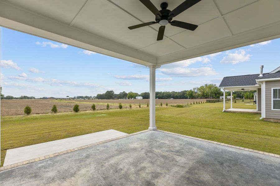 Image 43 representing the Haddock by Bill Clark Homes in Laurel Oaks, Greenville, NC.