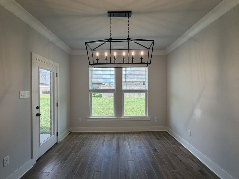 Spacious, unfurnished interior of a new home in Natureview, Freeport (Image 11).