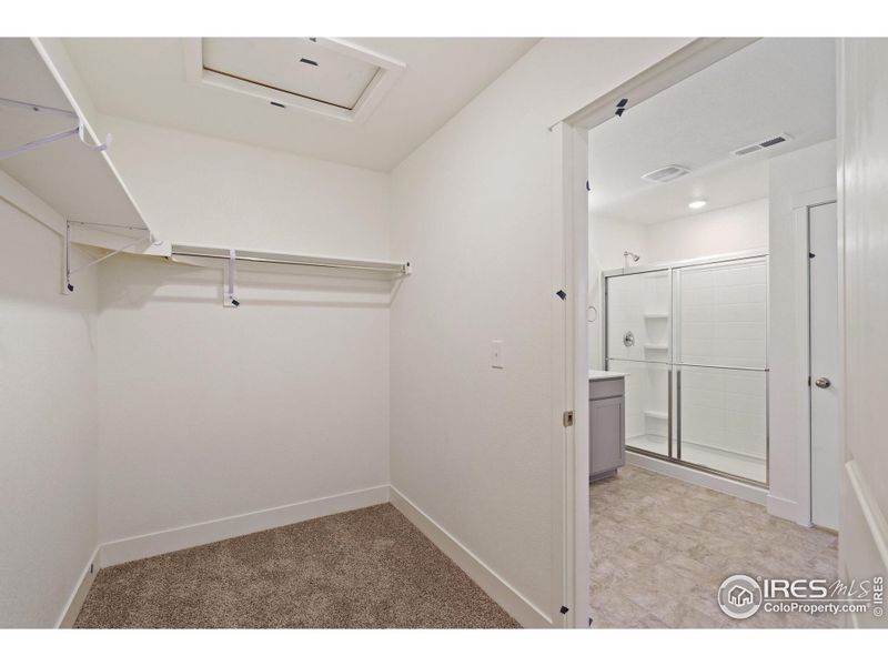 Spacious, unfurnished interior of a new home in Ridge at Johnstown, Johnstown (Image 20).