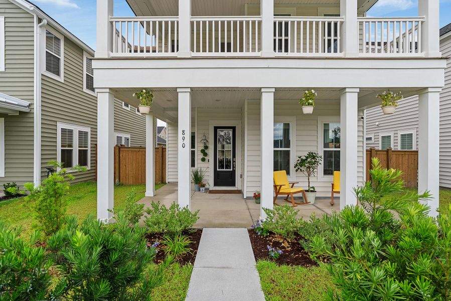 Exterior details and patio area of a home in Sweetgrass at Summers Corner, Summerville (Image 3). Exterior details and patio area of a home in Sweetgrass at Summers Corner, Summerville (Image 3).