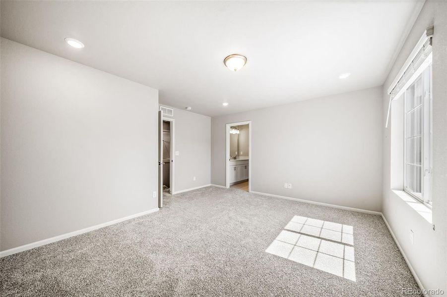 Spacious, unfurnished interior of a new home in , Commerce City (Image 21).