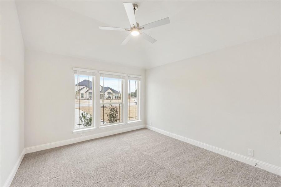 Spacious, unfurnished interior of a new home in Ridgepoint, Midlothian (Image 17).
