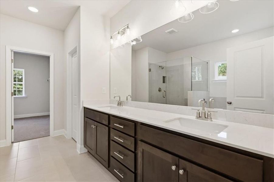 Furnished interior view inside a new home in , Monroe (Image 16).