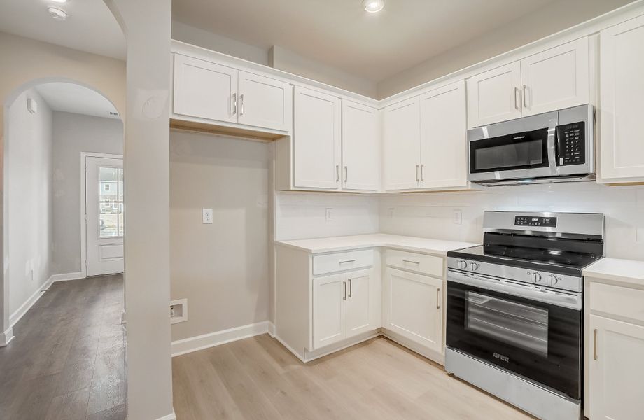 Representative furnished interior of a home built from the Tahoe by Parkside Builders in Anderson Park, Hendersonville (Image 35). Representative furnished interior of a home built from the Tahoe by Parkside Builders in Anderson Park, Hendersonville (Image 35).