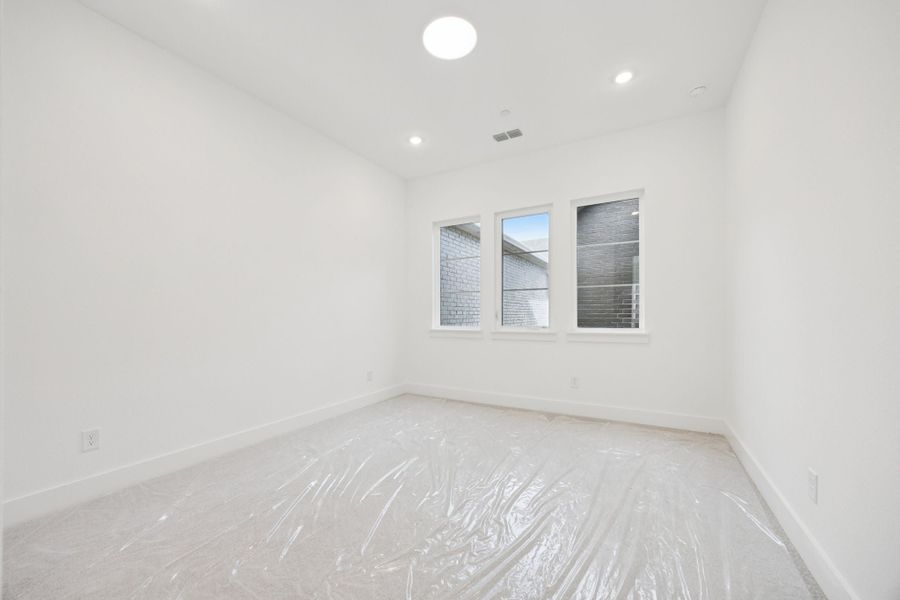 Spacious, unfurnished interior of a new home in Newman Village Townhomes, Frisco (Image 26).