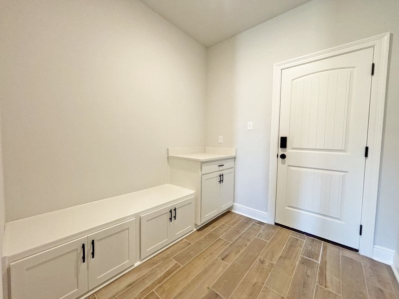 Furnished interior view inside a new home in Natureview, Freeport (Image 14).