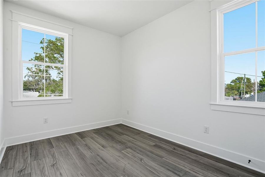 Spacious, unfurnished interior of a new home in , St. Petersburg (Image 45).