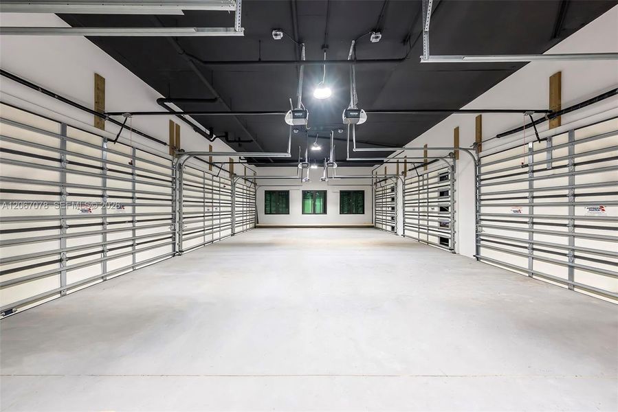 Spacious, unfurnished interior of a new home in , Marathon (Image 104). Spacious, unfurnished interior of a new home in , Marathon (Image 104).