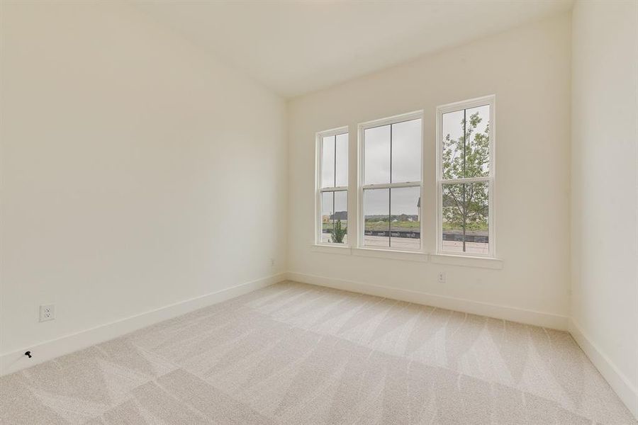 Spacious, unfurnished interior of a new home in The Homestead - 62', Rockwall (Image 31).