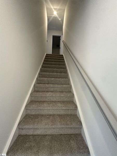 Spacious, unfurnished interior of a new home in Shiloh Trail, Wellford (Image 35).