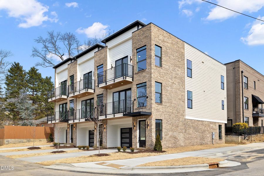 02-223 S West St _1535 02-223 S West St _1535