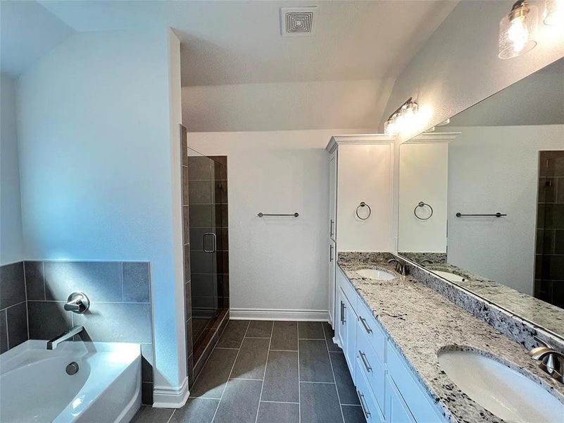 Furnished interior view inside a new home in , Greenville (Image 7).