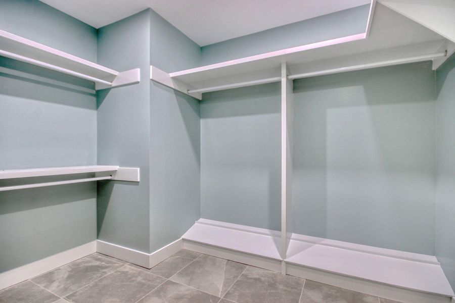 Spacious, unfurnished interior of a new home in , Georgetown (Image 40).