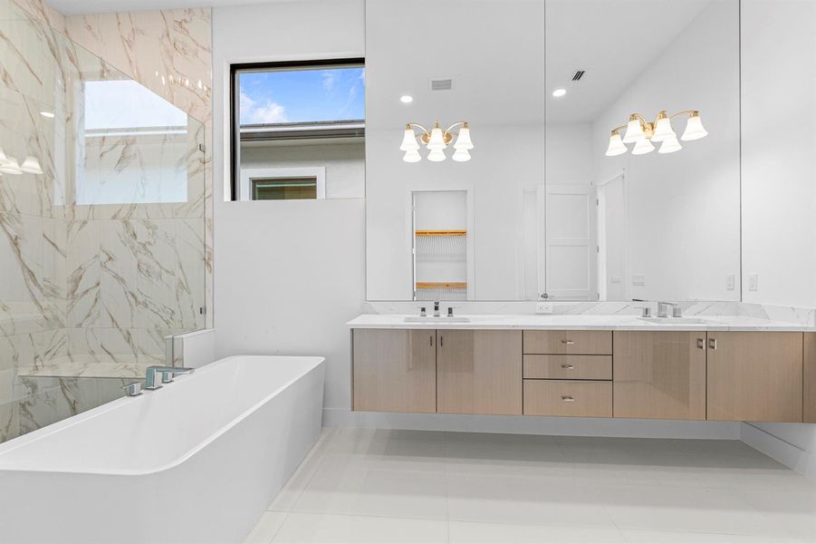 Owner's Bath