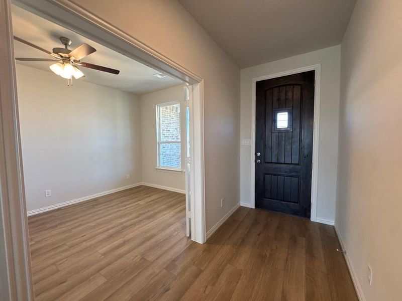 Spacious, unfurnished interior of a new home in Fairview Meadows, New Fairview (Image 9).