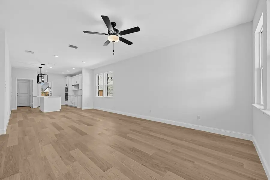 Spacious, unfurnished interior of a new home in North Sky Celina, Celina (Image 15). Spacious, unfurnished interior of a new home in North Sky Celina, Celina (Image 15).